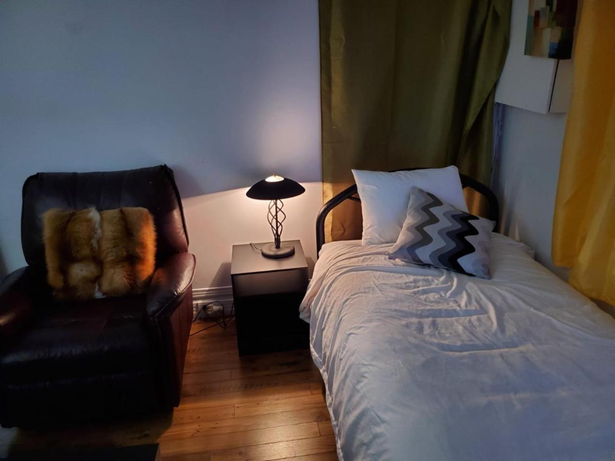 Booking-Eddy- Single Room With Self Check-In Hull Ngoại thất bức ảnh